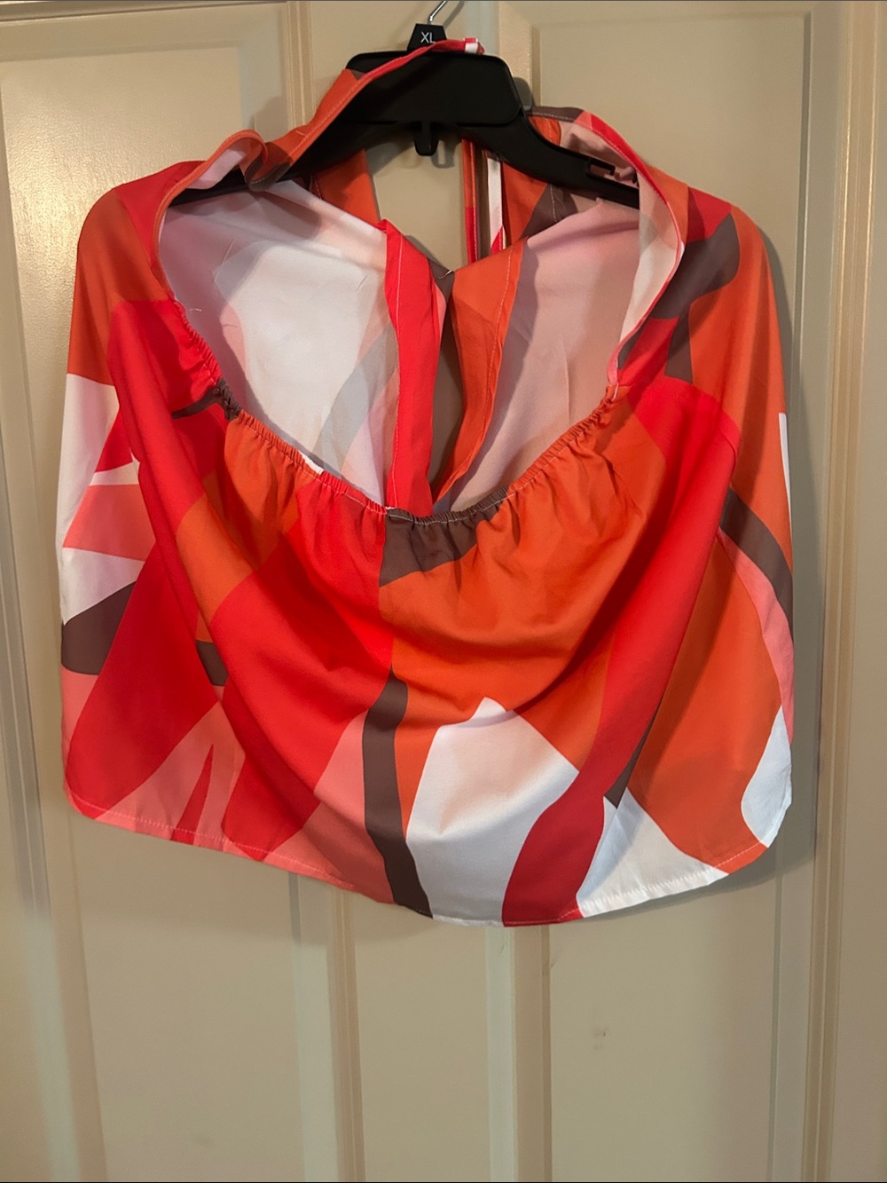 chic Red & Orange Abstract Halter Top - Picture 3 of 6